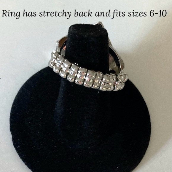 NWT Geometric Rhinestone Ring - Picture 6 of 14